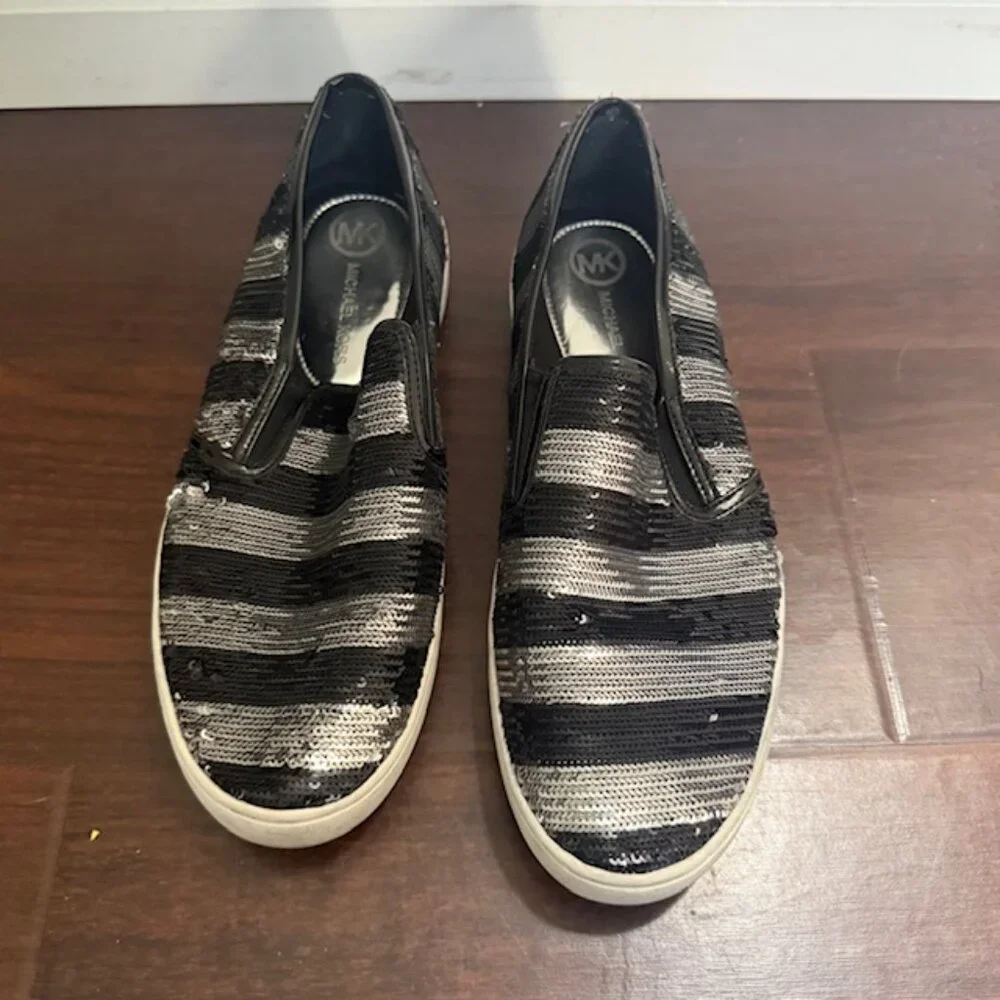 MICHAEL KORS Keaton Slip on Stripe Sequin Shoes Loafers Size 7M Black & Silver